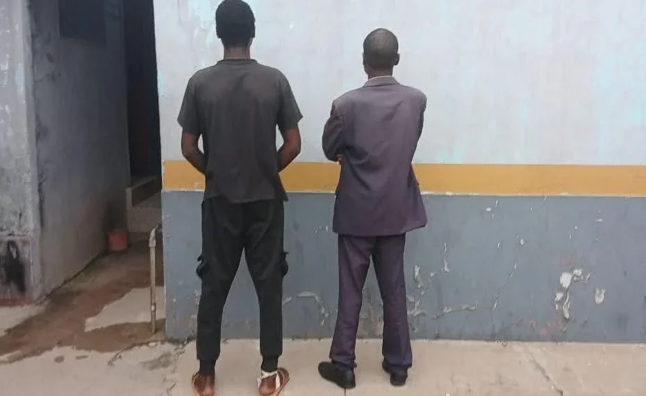 ‎Detido cidadão de 77 anos suspeito de fabrico e tráfico de arma de fogo em Menongue‎