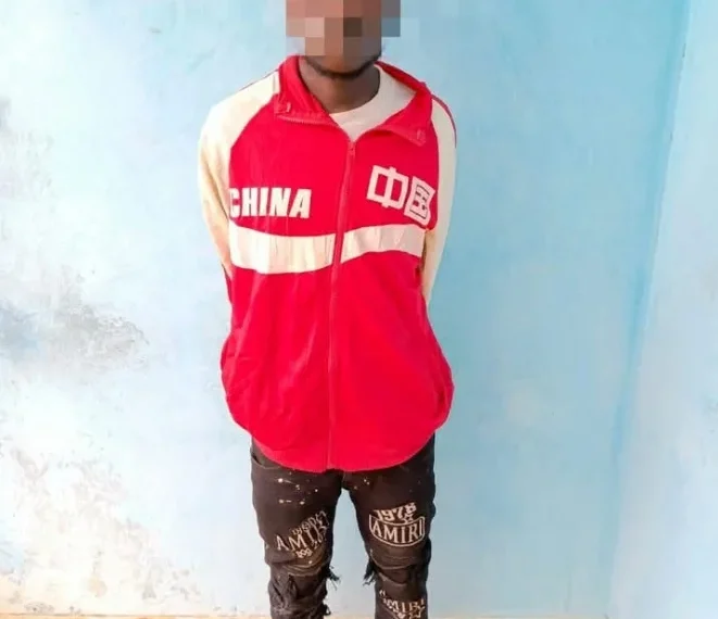 ‎Cidadão acusado de matar a esposa após encontrá-la a conviver com vizinhos