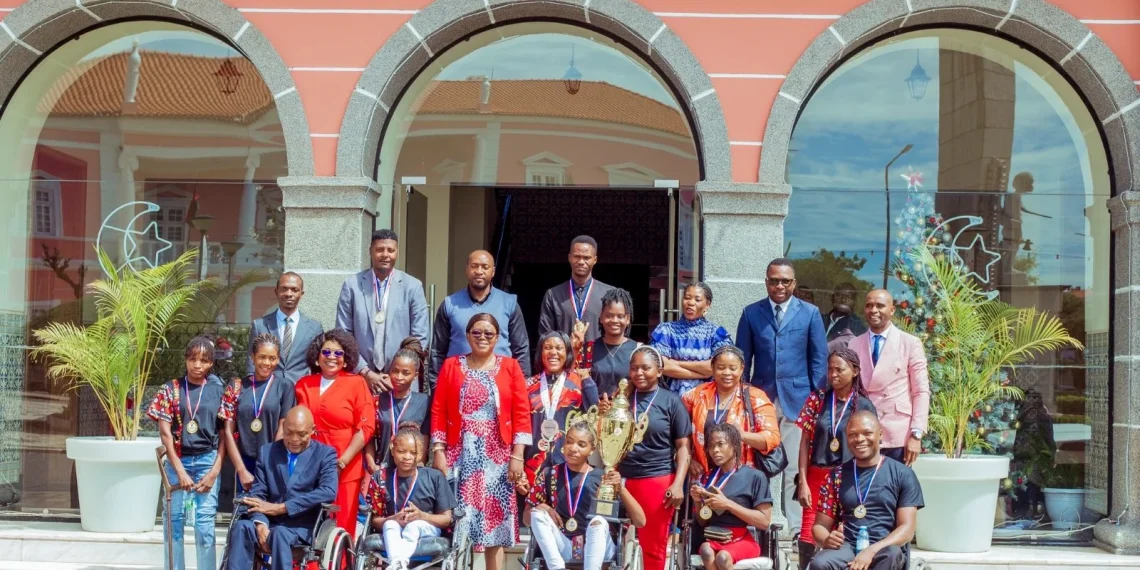 Governadora do Bié recebe campeãs nacionais de Basquetebol em cadeira de rodas