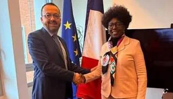 ‎Angola e França reforçam laços de cooperação no sector da saúde
