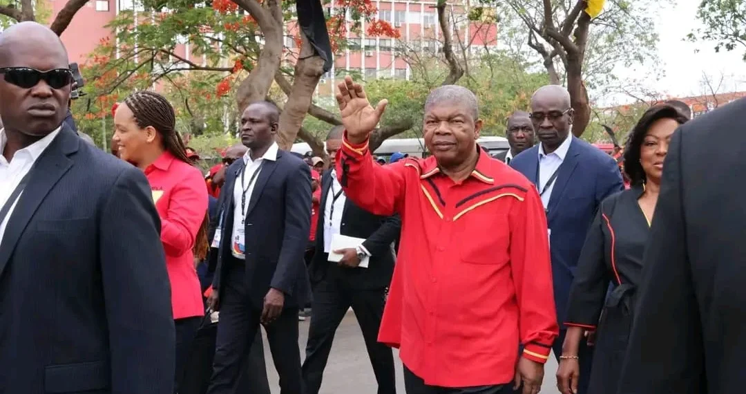 João Lourenço reafirma unidade e coesão interna no seio do MPLA