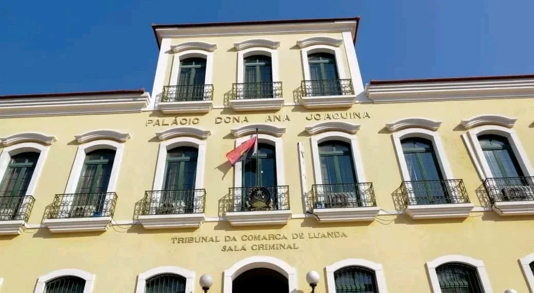 Tribunal da Comarca de Luanda entrega amanhã crianças do Lar Kuzola a famílias substitutas