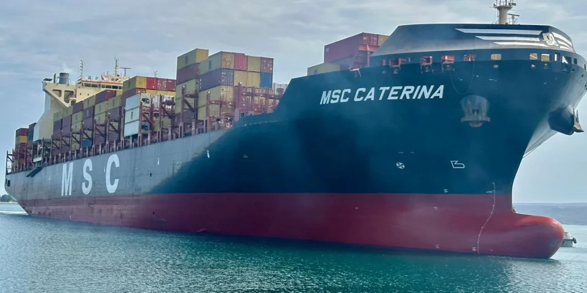 Porto do Lobito Inaugura rota marítima directa África—Ásia