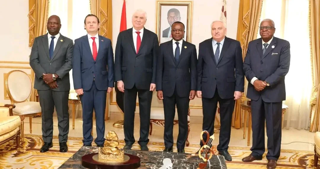 Angola e Rússia abordam reforço da cooperação parlamentar