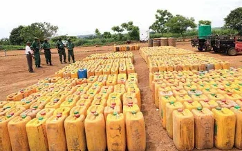Polícia nacional em Cabinda impede a saída ilegal de mais de 370 mil litros de combustível para a RDC e República do Congo