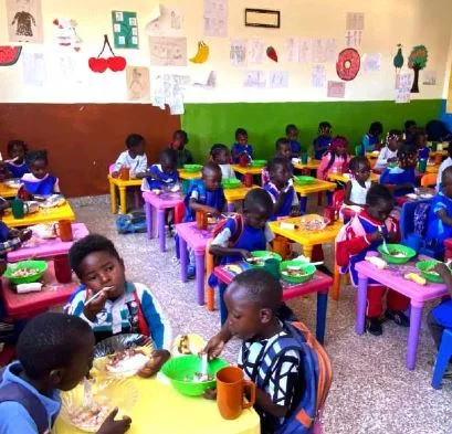 Programa Nacional de Alimentação Escolar reduz casos de desnutrição nos Gambos