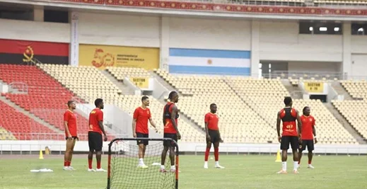 Angola mantém 89.º lugar e Espanha lidera ranking da FIFA