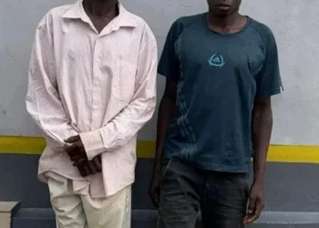 Detidos dois supostos pastores por abuso sexual de menor no interior da igreja