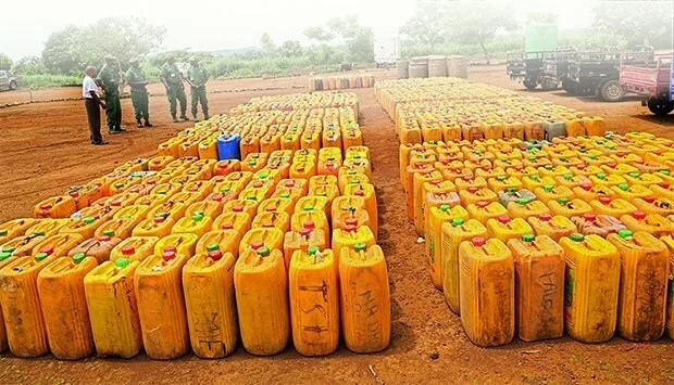 Apreendidos mais de 100 mil litros de combustíveis nos primeiros 14 dias deste ano