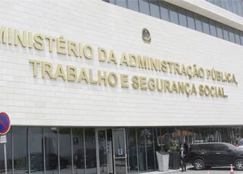 Executivo e SINPROF debatem questões do caderno reivindicativo