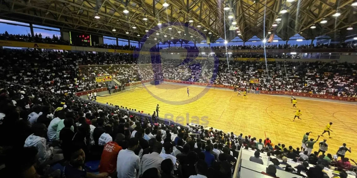 Futsal: Pavilhão da Cidadela com enchente impressionante no jogo amistoso entre Selecção Nacional e Coprat