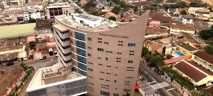 Cabinda reabilita cerca de 295 quilómetros de estradas para facilitar circulação de pessoas e bens entre o norte e o sul