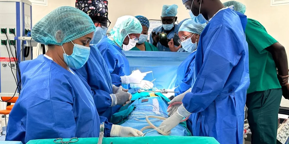 Complexo Hospitalar Cardeal Dom Alexandre do Nascimento realiza com sucesso primeira cirurgia cardíaca de 2026