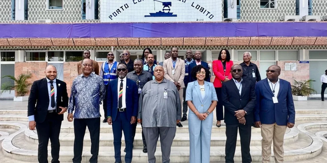 Embaixador da Zâmbia em Angola visita o Porto do Lobito