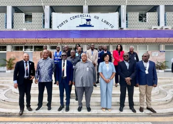 Embaixador da Zâmbia em Angola visita o Porto do Lobito