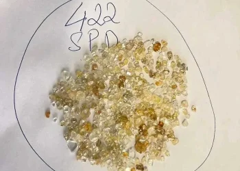 Apreendidas mais de quatrocentas pedras de diamantes provenientes da RDC