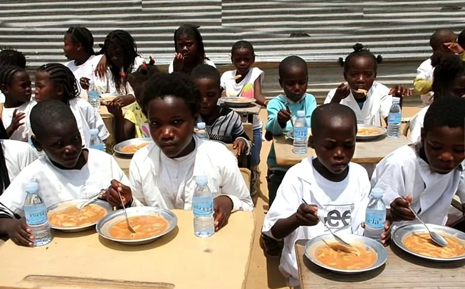 Mais de 40 mil crianças abrangidas pelo Programa de Alimentação Escolar no Uíge