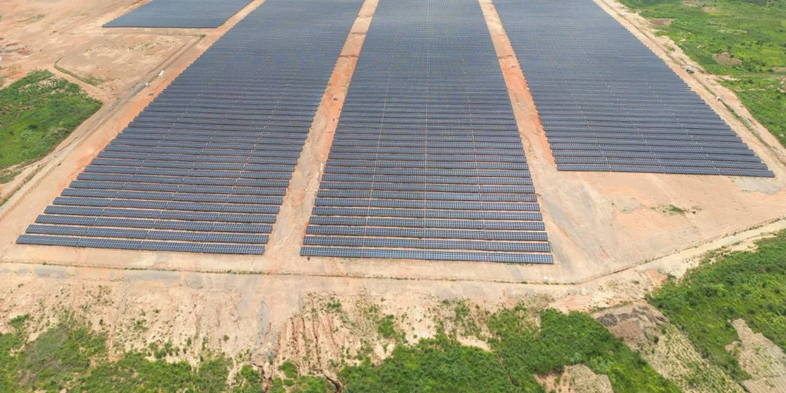 Obras do Parque Fotovoltaico do Cafunfo concluídas em Julho deste ano