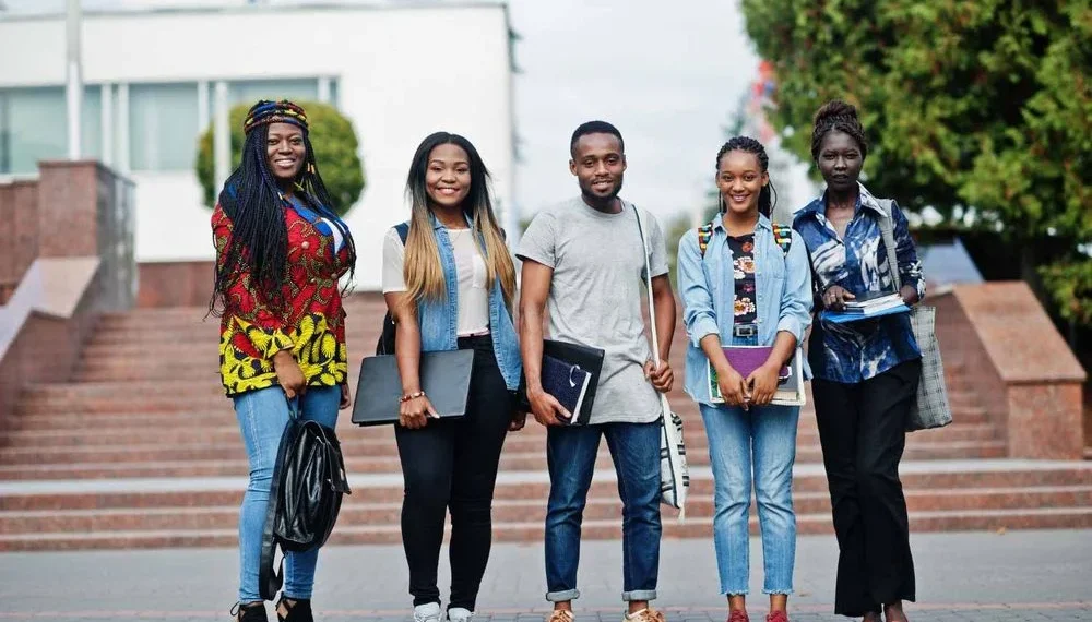 A política do improviso permanente