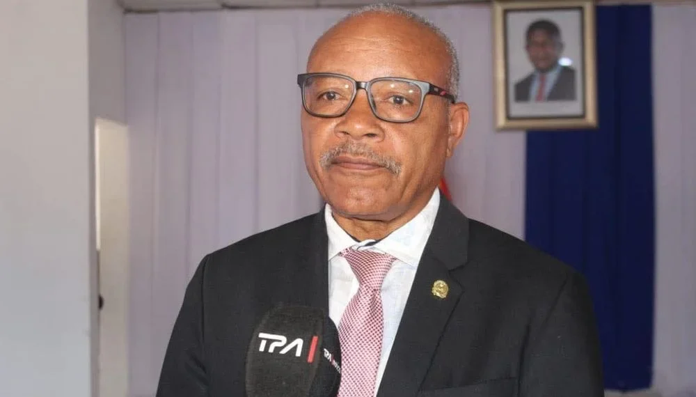 ‎Governador do Cuando anuncia construção de escola e sistema de abastecimento de água na aldeia de Lomba