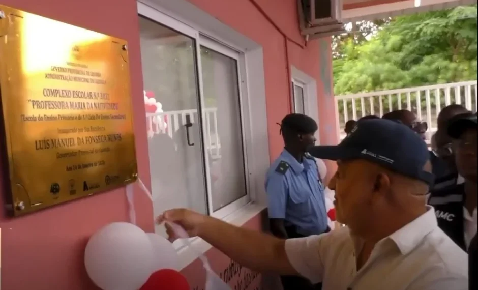 Governador de Luanda inaugura Complexo Escolar “Maria da Natividade” no Cazenga
