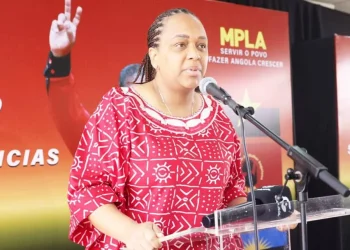Mara Quiosa destaca papel decisivo da OMA no fortalecimento do MPLA