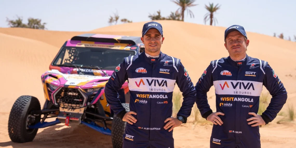 Dupla de pilotos já está no Dubai para o Dakar 2026