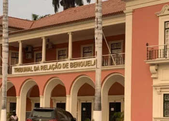 Relação improcede pedido de indemnização milionária a activistas e recurso sobe apenas em Março