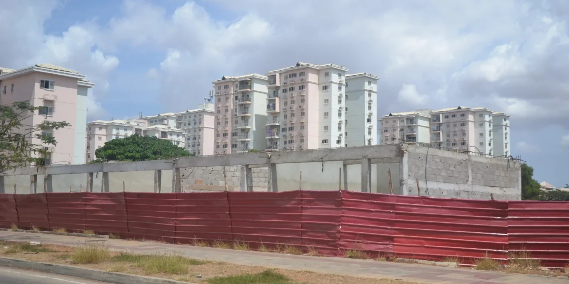 Moradores divididos entre novas construções e descaracterização da Centralidade do Kilamba