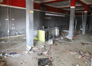 Empresas falsificam documentos para terem acesso a crédito no âmbito da vandalização dos bens públicos