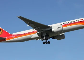TAAG reforça frota com Airbus A220-300 com capacidade para mais de 100 passageiros