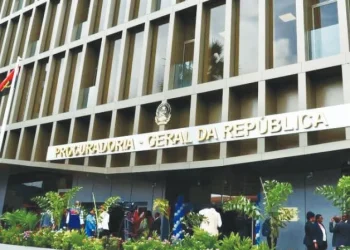 Falta de quadros e orçamentos condicionam trabalho da PGR