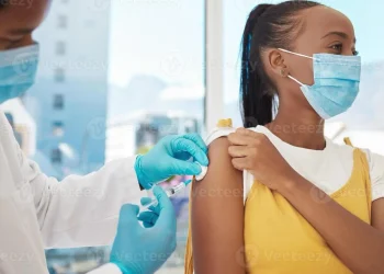 Fundação Brilhante lança programa para reforçar acesso aos cuidados de saúde