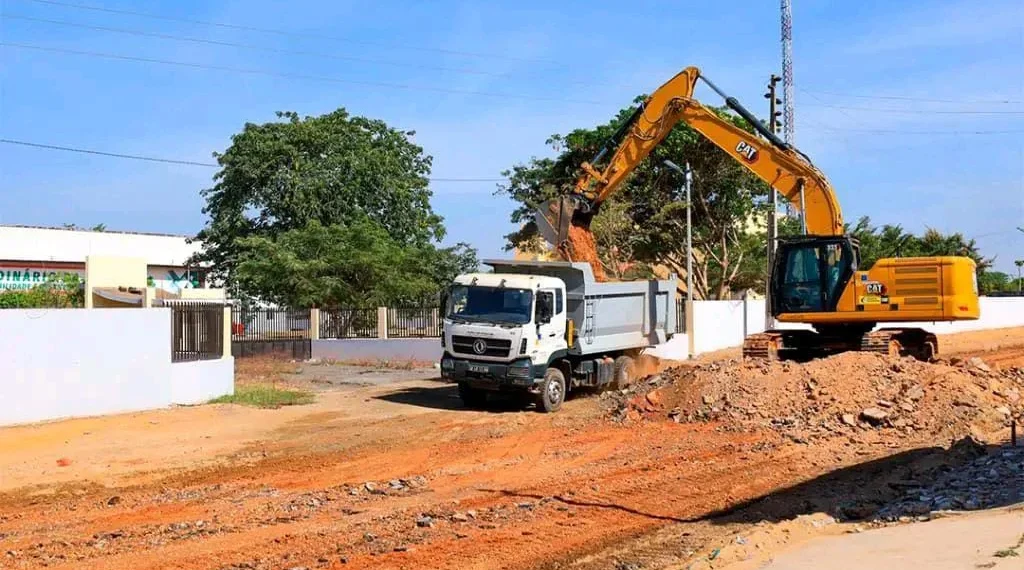 Obras na Estrada Viana/Calumbo decorrem a bom ritmo