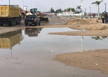 Bombeiros sugerem suspensão temporária de actividades marítimas em Benguela