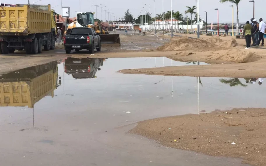 Bombeiros sugerem suspensão temporária de actividades marítimas em Benguela