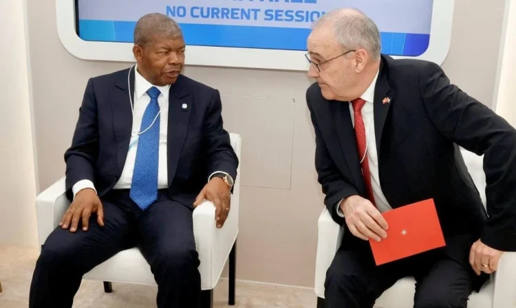 Angola e Suíça abordam reforço da cooperação