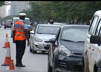 Mais de 500 automobilistas multados em Luanda nas últimas de 72 horas