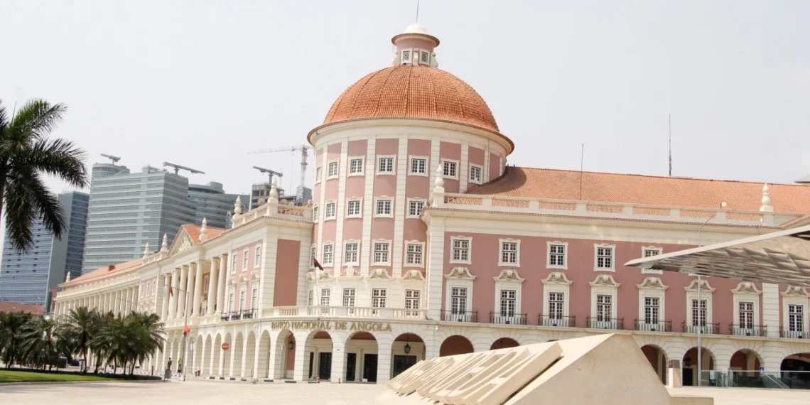 BNA estima para 4,6 por cento o crescimento do Produto Interno Bruto de Angola em 2026