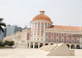 BNA estima para 4,6 por cento o crescimento do Produto Interno Bruto de Angola em 2026