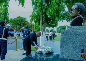 Deposição de flores marca homenagem aos heróis do 4 de Fevereiro no Cuanza-Norte