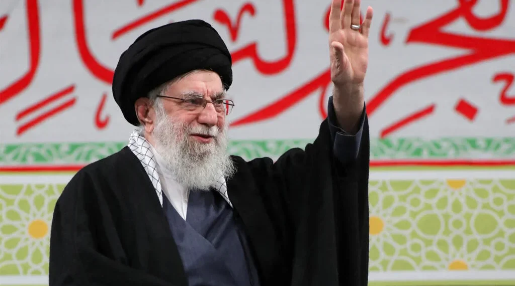 Ataques dos EUA e Israel matam líder supremo do Irão Ali Kamenei
