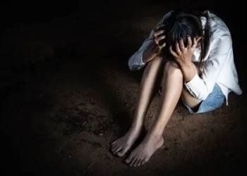 Cidadã de 18 anos abusada sexualmente por nove indivíduos durante três dias no Cuanza-Norte