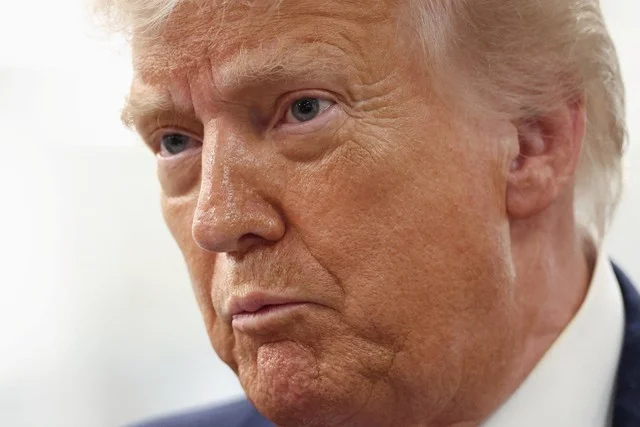 Trump alerta que ainda não há condições para acordo de paz com Irão
