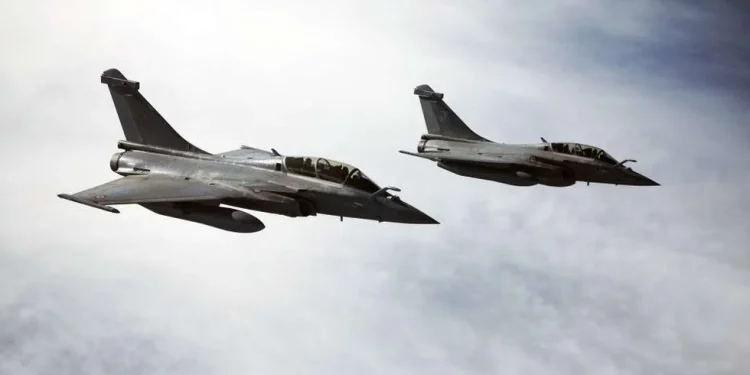 Caças franceses patrulham bases no Médio Oriente