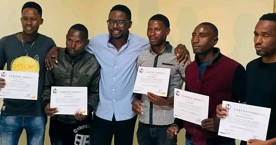 Namibe capacita agentes para impulsionar desportos náuticos