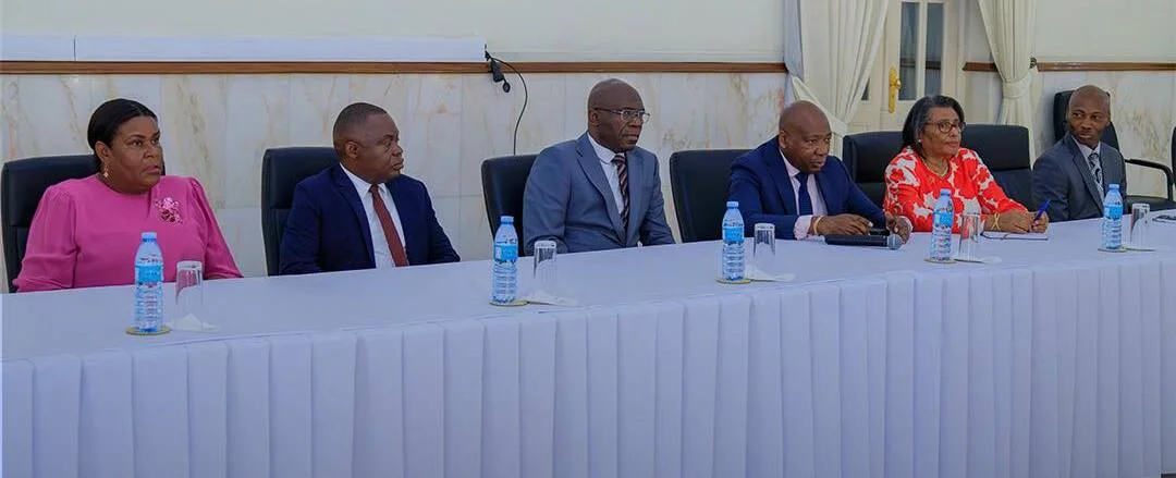 Novos presidentes dos Tribunais de Luanda e Viana apresentados ao governador Luís Nunes