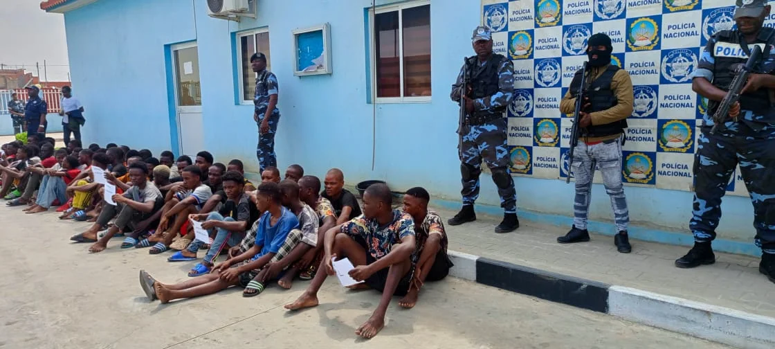 Detidos mais de 100 cidadãos durante o fim-de-semana em Luanda