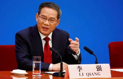 Primeiro-ministro chinês afirma compromisso do país com aumento das importações