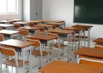 Professores de Catete avançam para nova fase de greve por falta de pagamento de isolamento